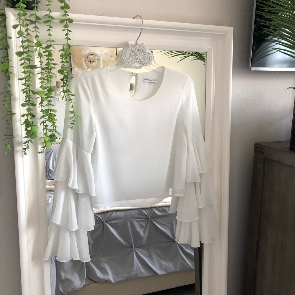 White Blouse with ruffled sleeves SZ 8P